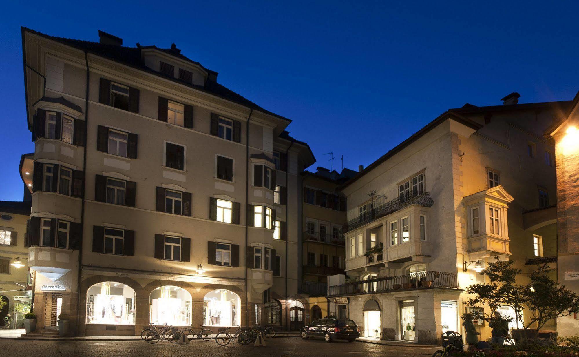 Residence Fink Central Apartments Bolzano Eksteriør bilde